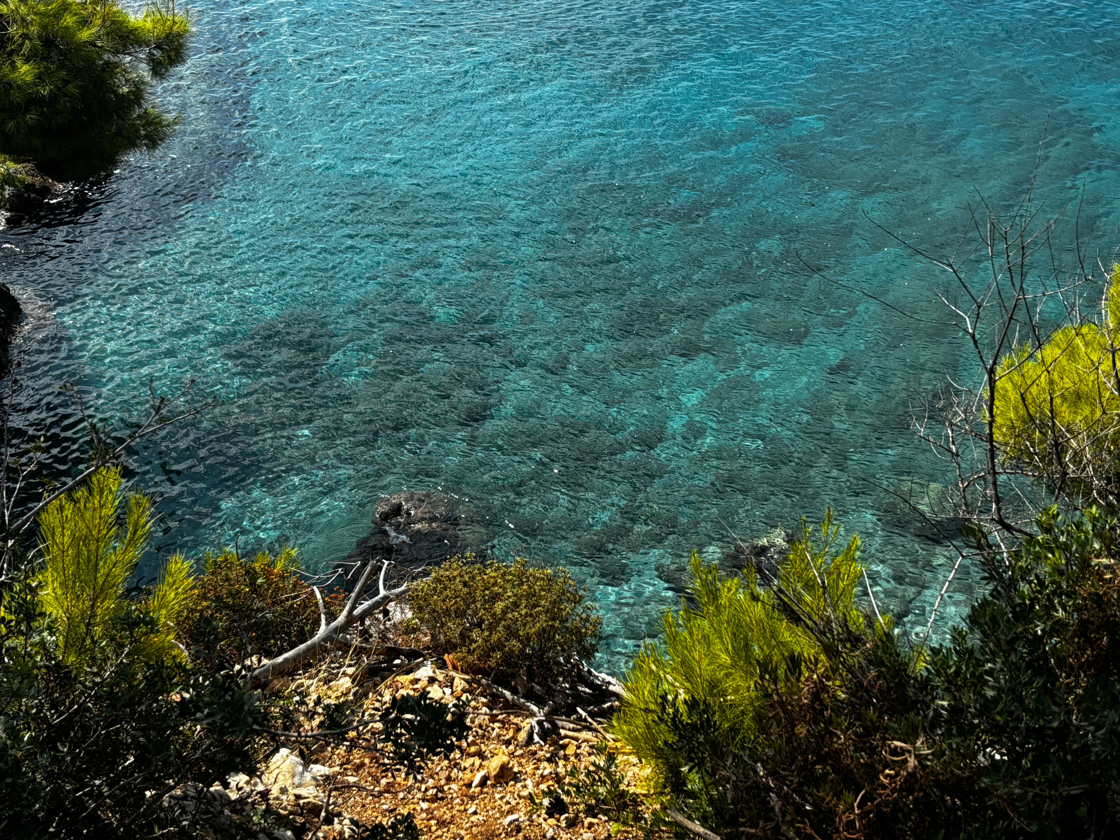 Skopelos Helpers about us
